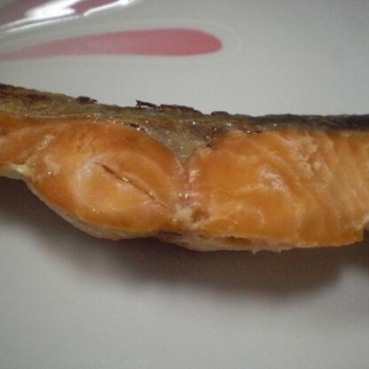 こちらも作ってみました。味噌だれに半日しか漬けられなかったのですが、いつもと違った焼き鮭がとっても美味しかったです。ごちそうさまでした。
(*^_^*)